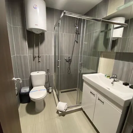 Apartment Lakop *